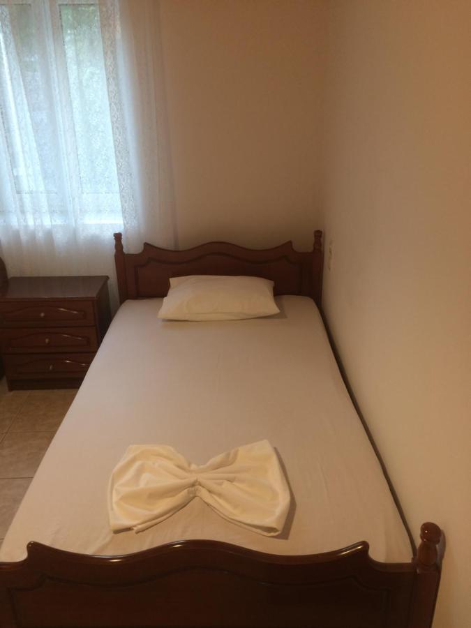 Guesthouse "Athina" Elliniko  Eksteriør bilde